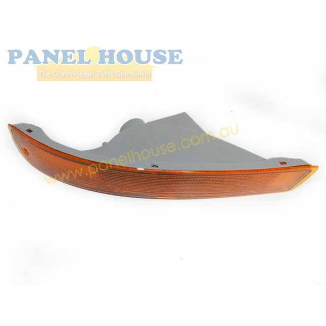 Front Bar Indicator Light RIGHT Fits Toyota Camry Widebody 1993 - 1997