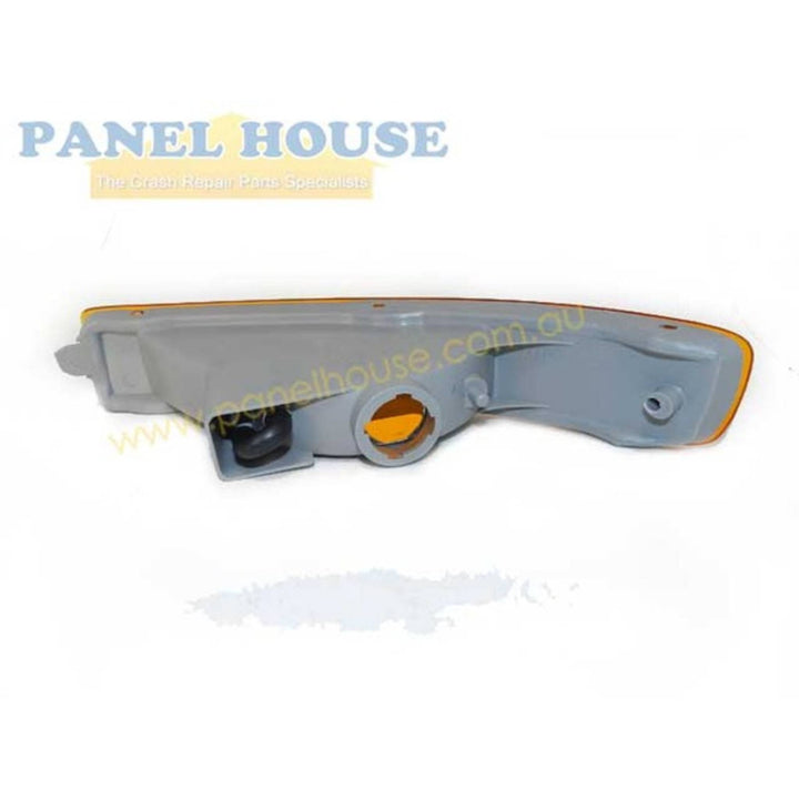 Front Bar Indicator Light RIGHT Fits Toyota Camry Widebody 1993 - 1997