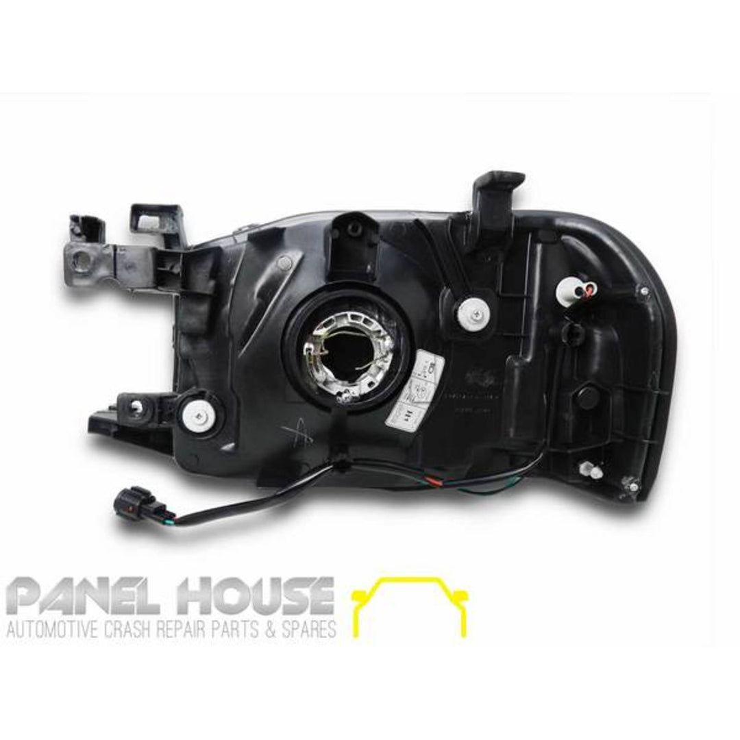 Headlight RIGHT Fits Nissan Navara D22 2001 - 2014