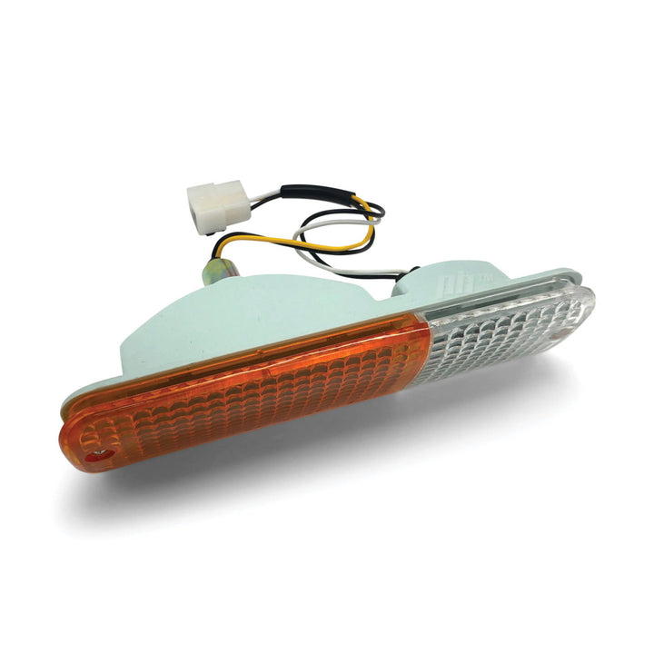 Universal Style Tapered Bull Bar Indicator Light RIGHT Fits Nissan Models