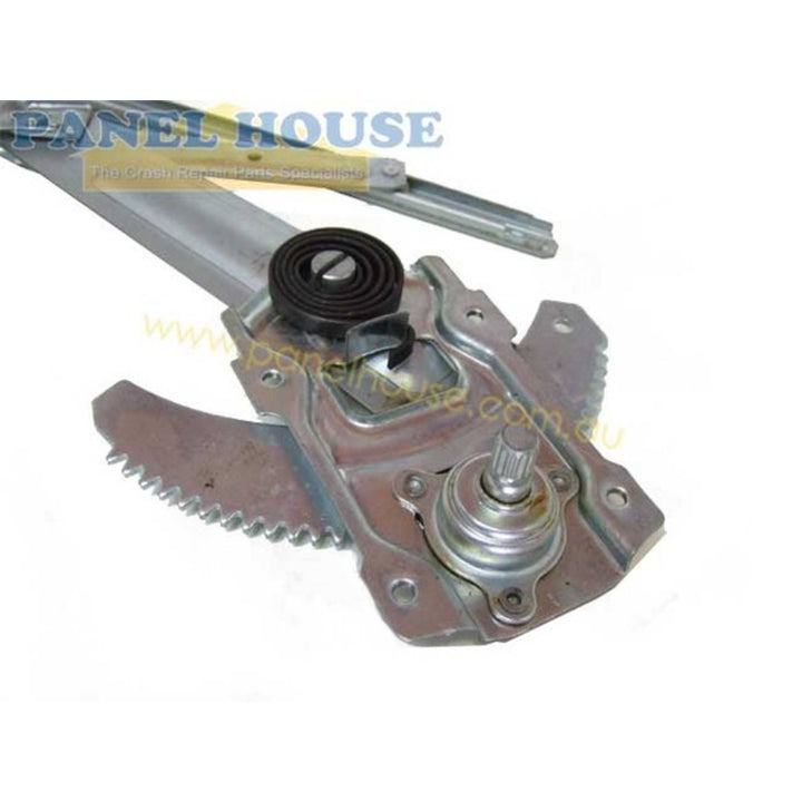 Window Regulator RIGHT Front Manual Fits Toyota Hiace YH50 Van 1983-1988 RH
