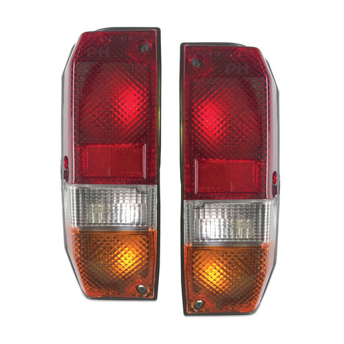 Taillights PAIR Fits Toyota Landcruiser 70 75 Series Troopy - Aftermarket