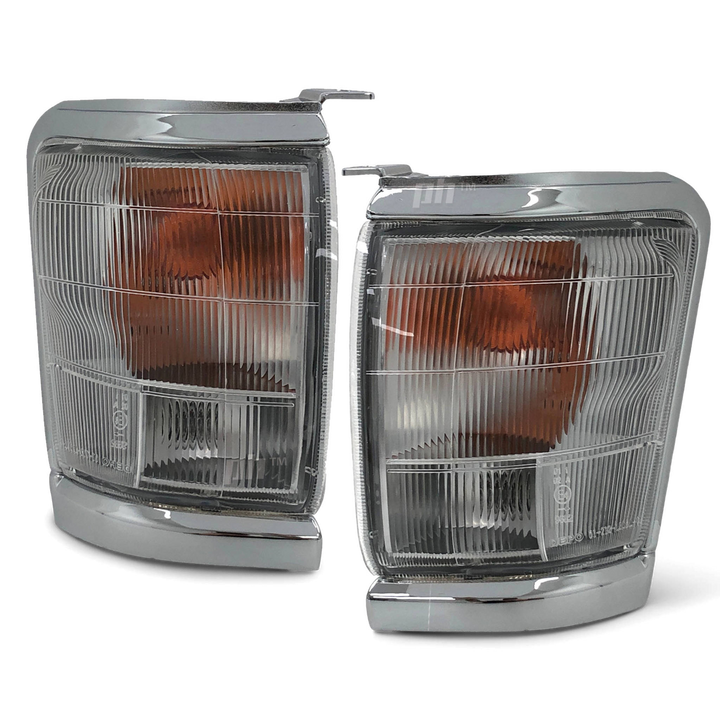 Corner Indicator Park Lights Chrome PAIR Fits Toyota Hilux 2WD 1997 - 2001
