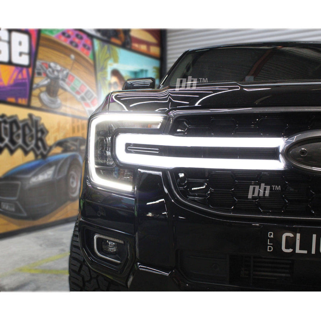 Gloss Black & Grey Grill With LED's fits Ford Everest NEXT GEN 2022- Sport Ambiente Trend