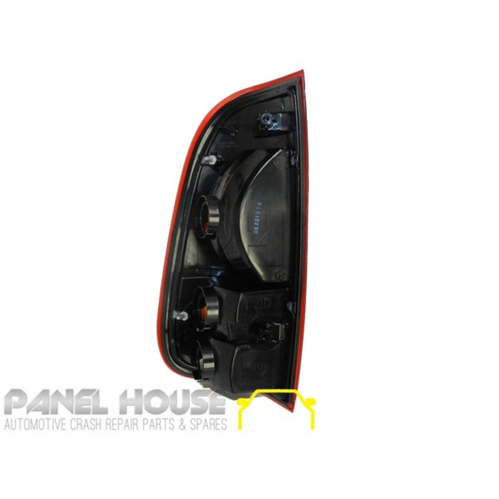 Tail Light RIGHT fits Ford F-Truck F250 F350 SUPER DUTY 2001 - 2006