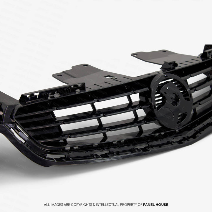 Upper Grill fits Holden Commodore VF Series 1 SS SSV SV6 2013-2015
