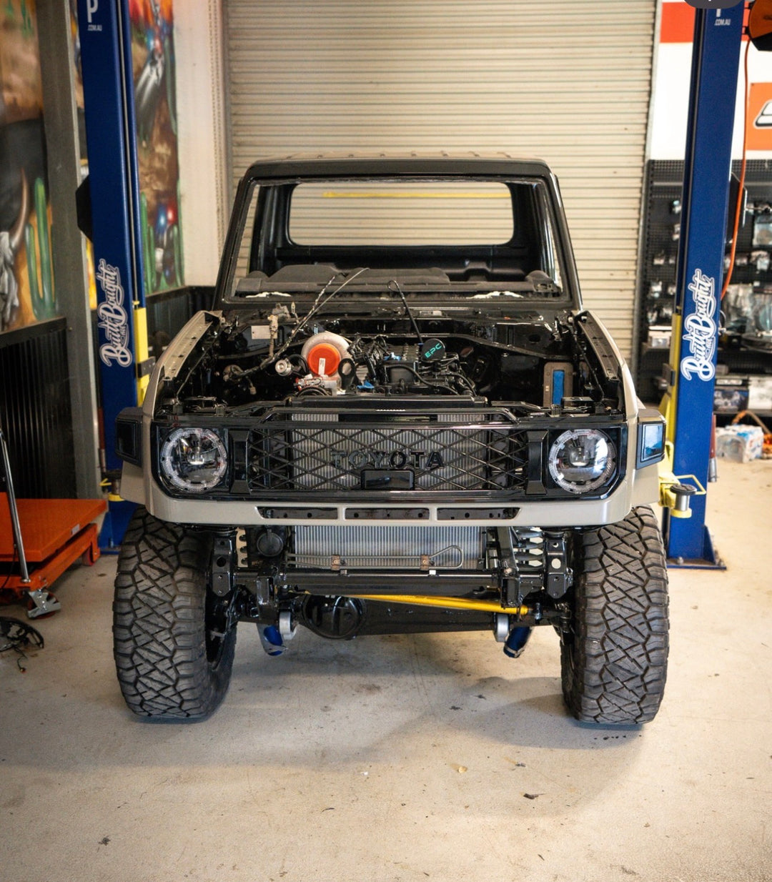 Factory Style Facelift Conversion Kit to 2024 Toyota LandCruiser fits Toyota LandCrusier Ute 76 78 79 Series