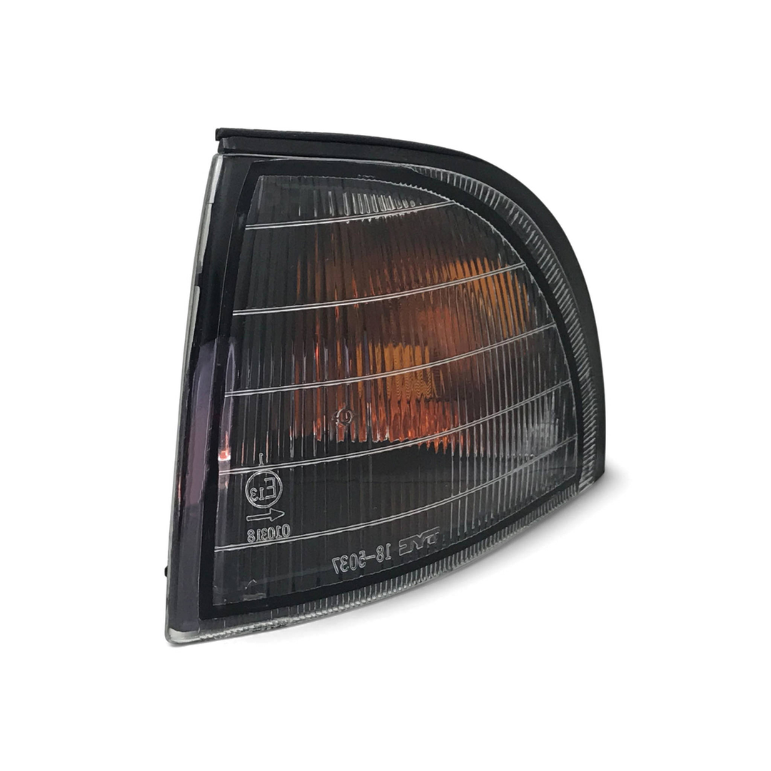 Indicator Corner Light LEFT fits Mitsubishi Magna TE TF TH TJ