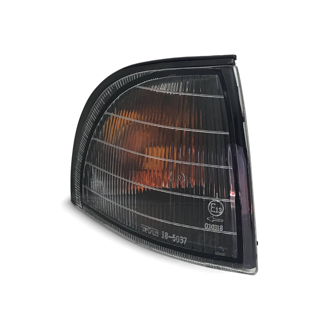 Indicator Corner Light RIGHT fits Mitsubishi Magna TE TF TH TJ