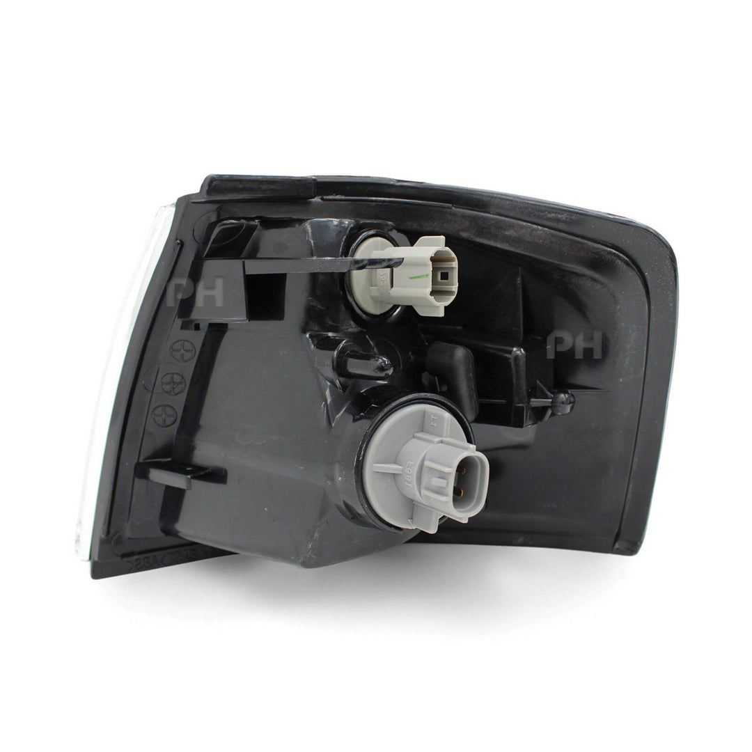 Corner Indicator Park Light RIGHT fits Mazda 121 Metro Series 1 1997 - 2000