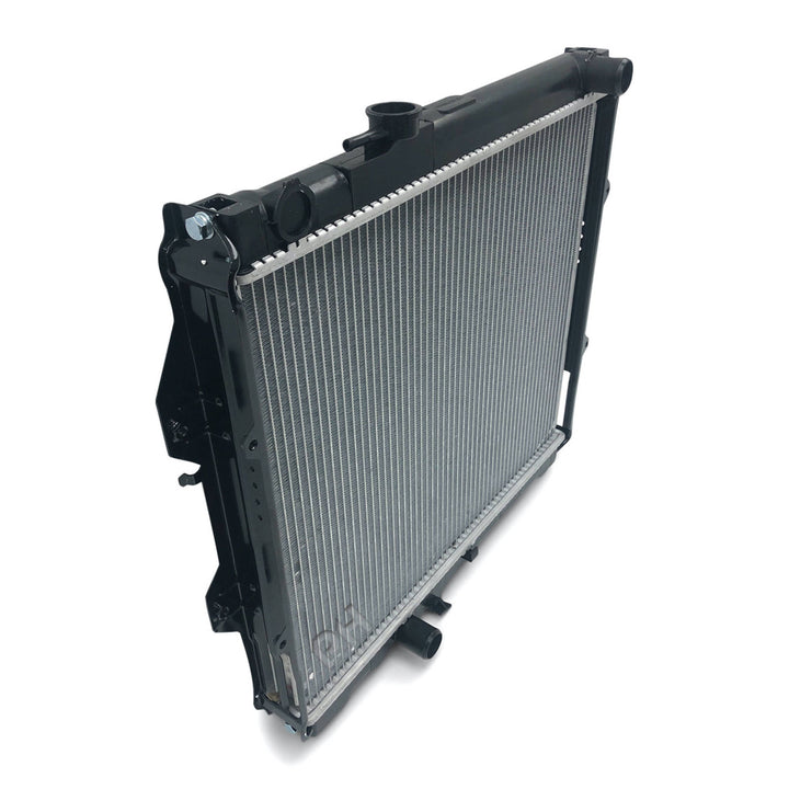 Radiator 2.0L 2.7L Petrol 4 Cylinder Manual Fits Toyota Hilux 1997 - 02/2005