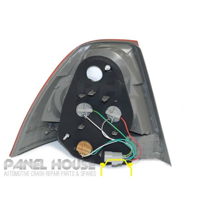 Tail Light RIGHT Fits Toyota Corolla ZZE122 Sedan 2004 - 2007
