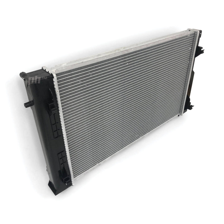 Radiator fits Holden Commodore VZ 3.6L 6 Cylinder 2004 - 2006 Sedan Ute Wagon