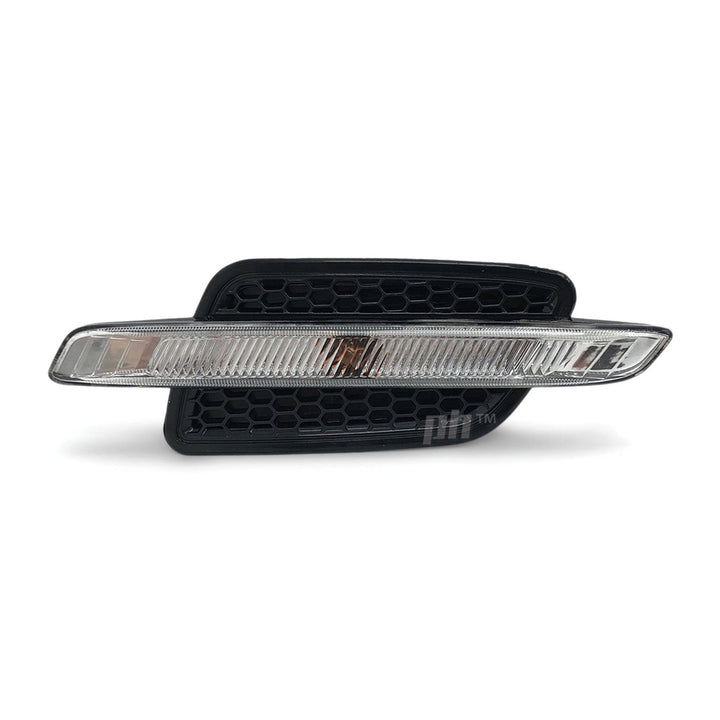 Indicator Guard Repeater Light Flashers & Bulbs PAIR fits Holden Commodore VE