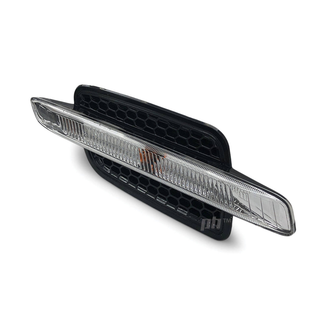 Indicator Guard Repeater Light Flashers & Bulbs PAIR fits Holden Commodore VE