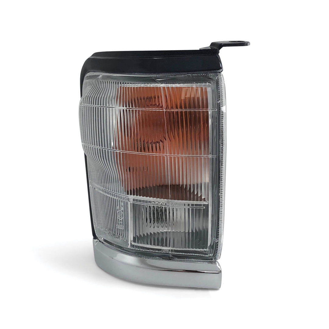 Corner Indicator Park Light Chrome RIGHT Fits Toyota Hilux SR5 4WD 1997 - 2001