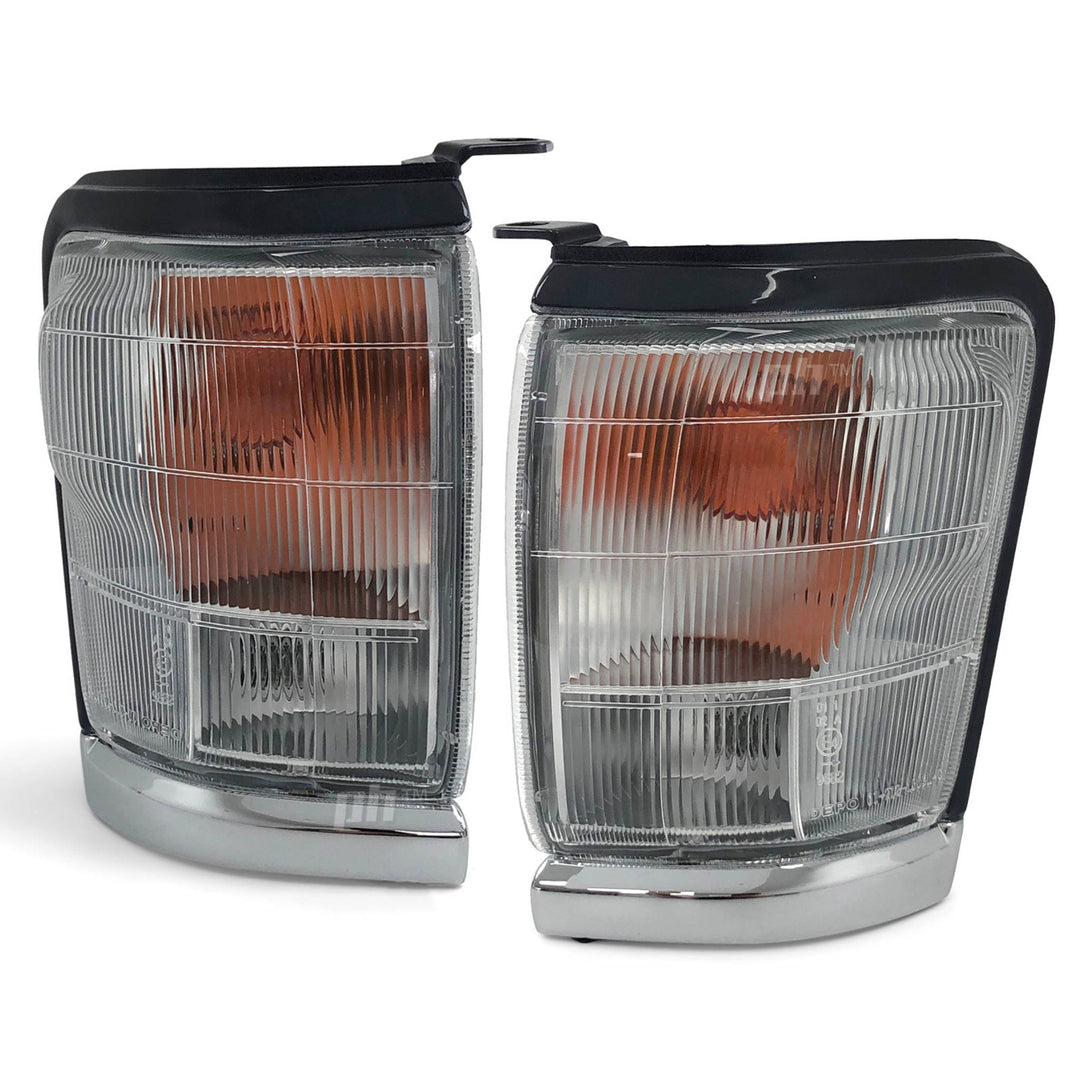Corner Indicator Park Lights Chrome PAIR Fits Toyota Hilux SR5 4WD 1997 - 2001
