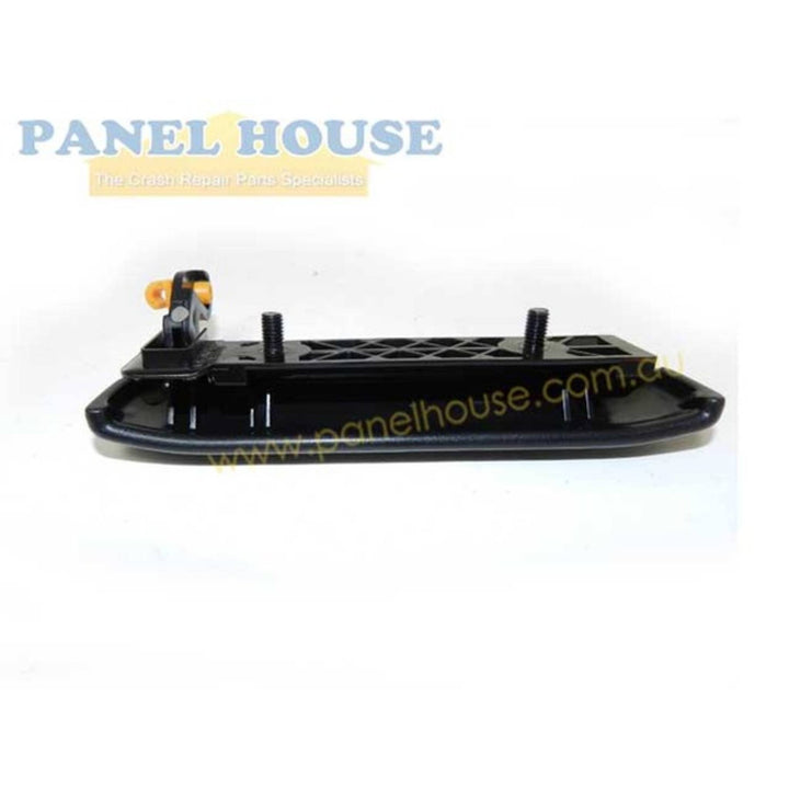 Door Handle LEFT Outer fits Nissan Navara D22 1997-2001
