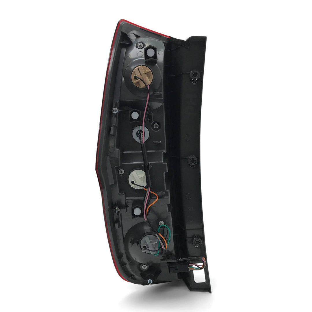 Tail Light RIGHT Liftgate Type fits Hyundai IMAX Van 2008 - 2014