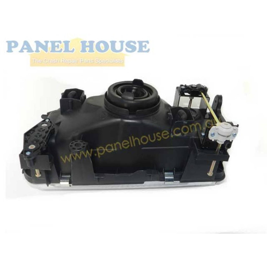 Headlight RIGHT fits Mitsubishi L300 SJ Express Van 2000 - 2010