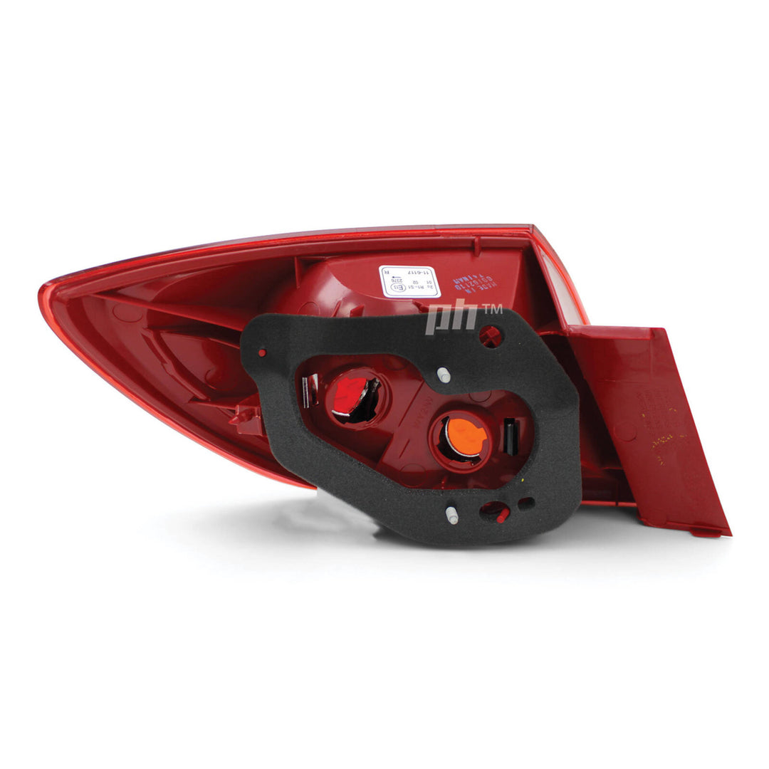 Tail Lights PAIR Outer Fits Mazda 3 BK Hatch 2003 - 2006