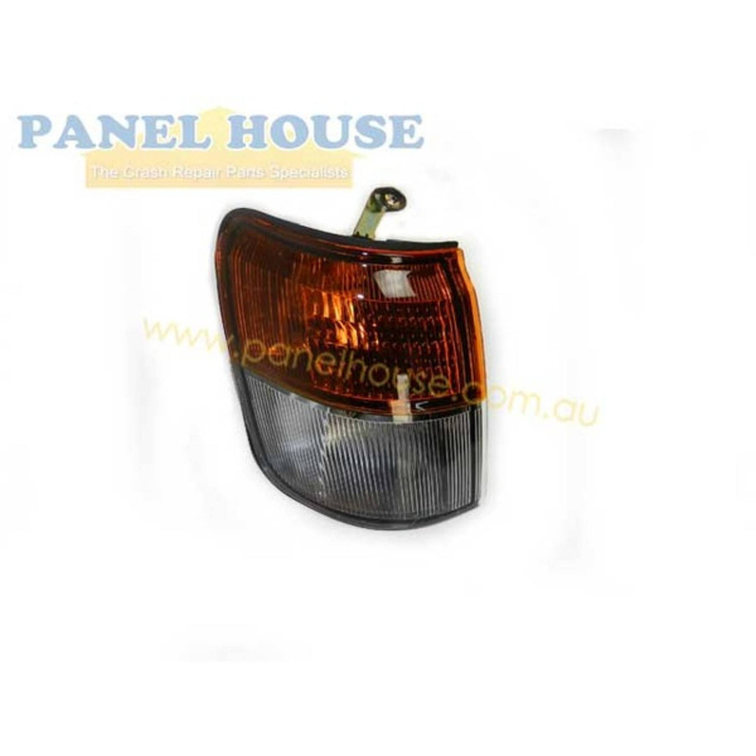 Corner Indicator Lights PAIR fits Mitsubishi Pajero NH-NK 91-97 Pair 1xLH 1xRH