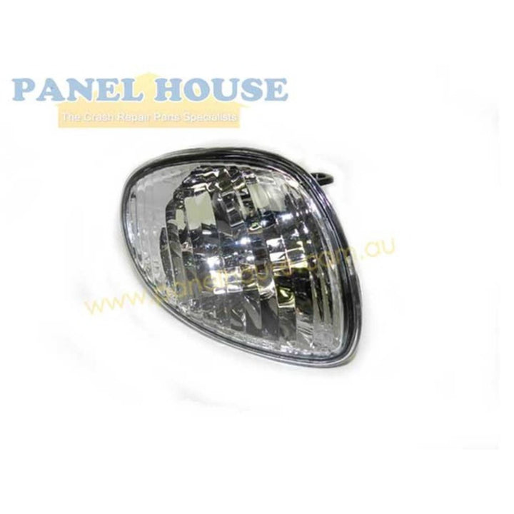 Corner Indicator Light RIGHT Fits Toyota Corolla AE112 Hatchback 1999 - 2001
