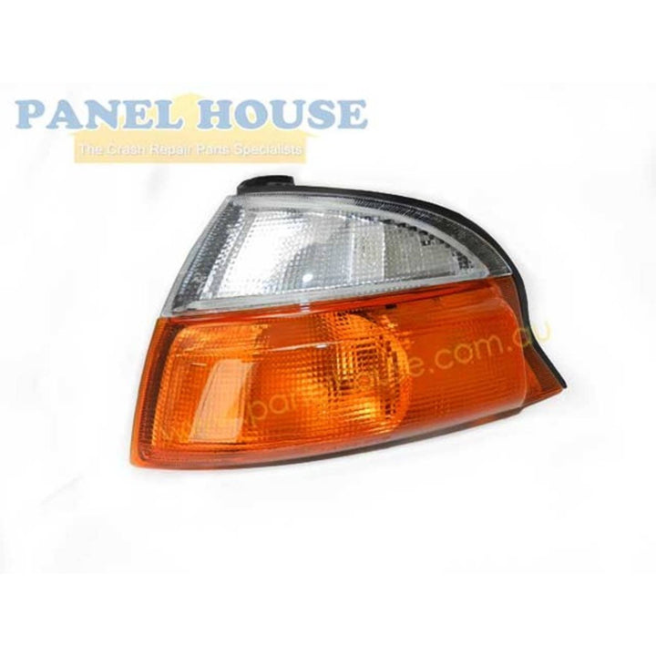 Corner Indicator Light PAIR Fits Toyota Hiace SBV Van 1995-2003 RH+LH