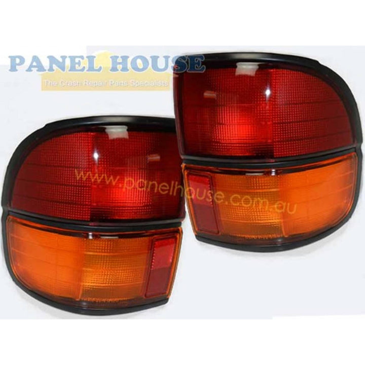 Tailight PAIR Rear Replacement NEW Fits Toyota TownAce Van 1992 - 1996