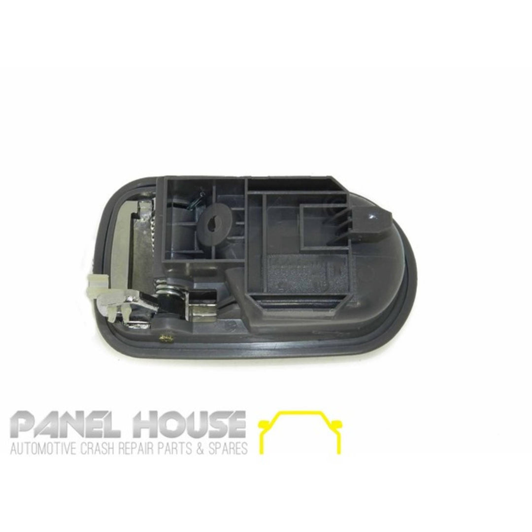 Interior Door Handle RIGHT Front / Rear Fits Mazda 323 BJ Protege Astina 1998 - 2003