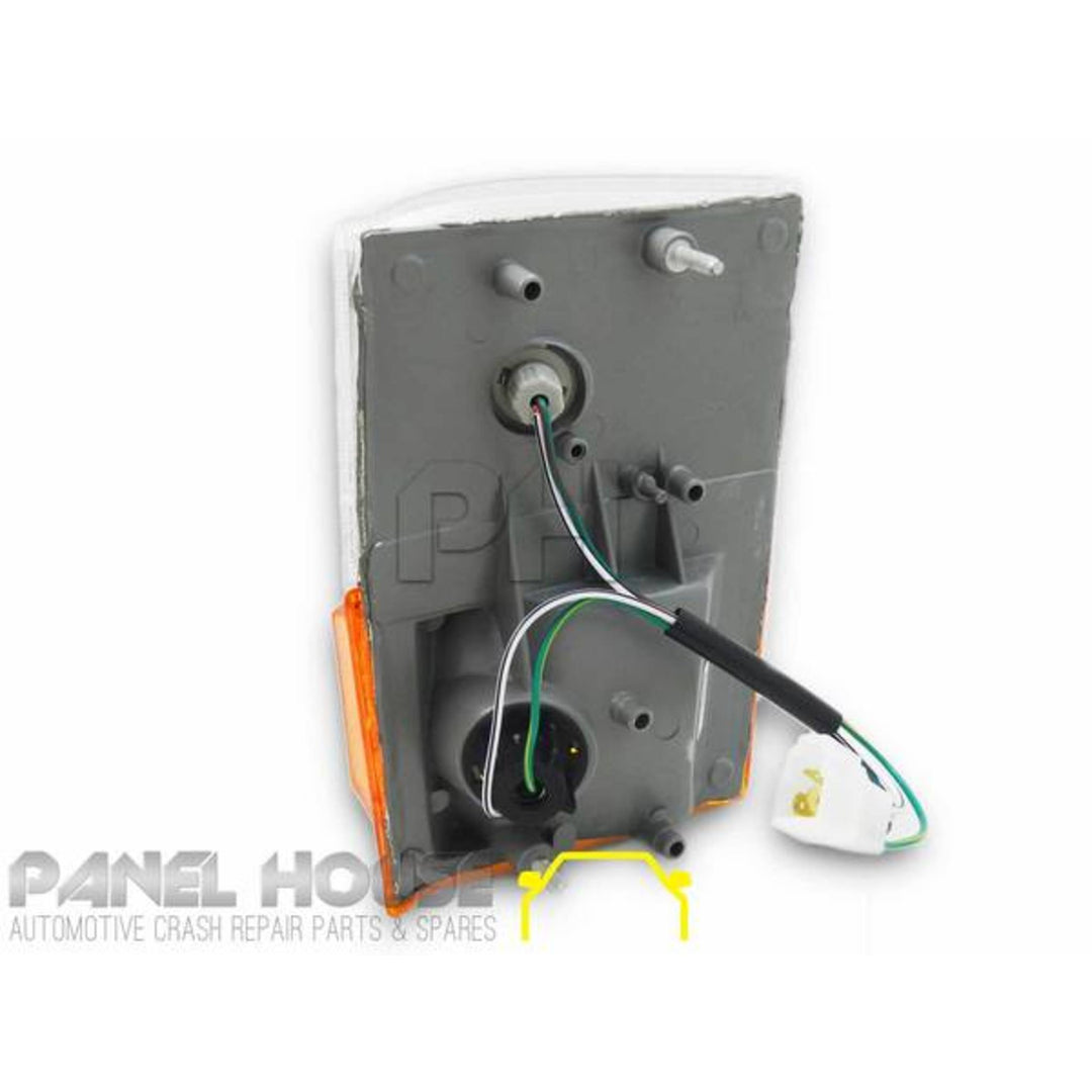 Corner Indicator Park Lights PAIR Fits Toyota Hiace 1983 - 1985
