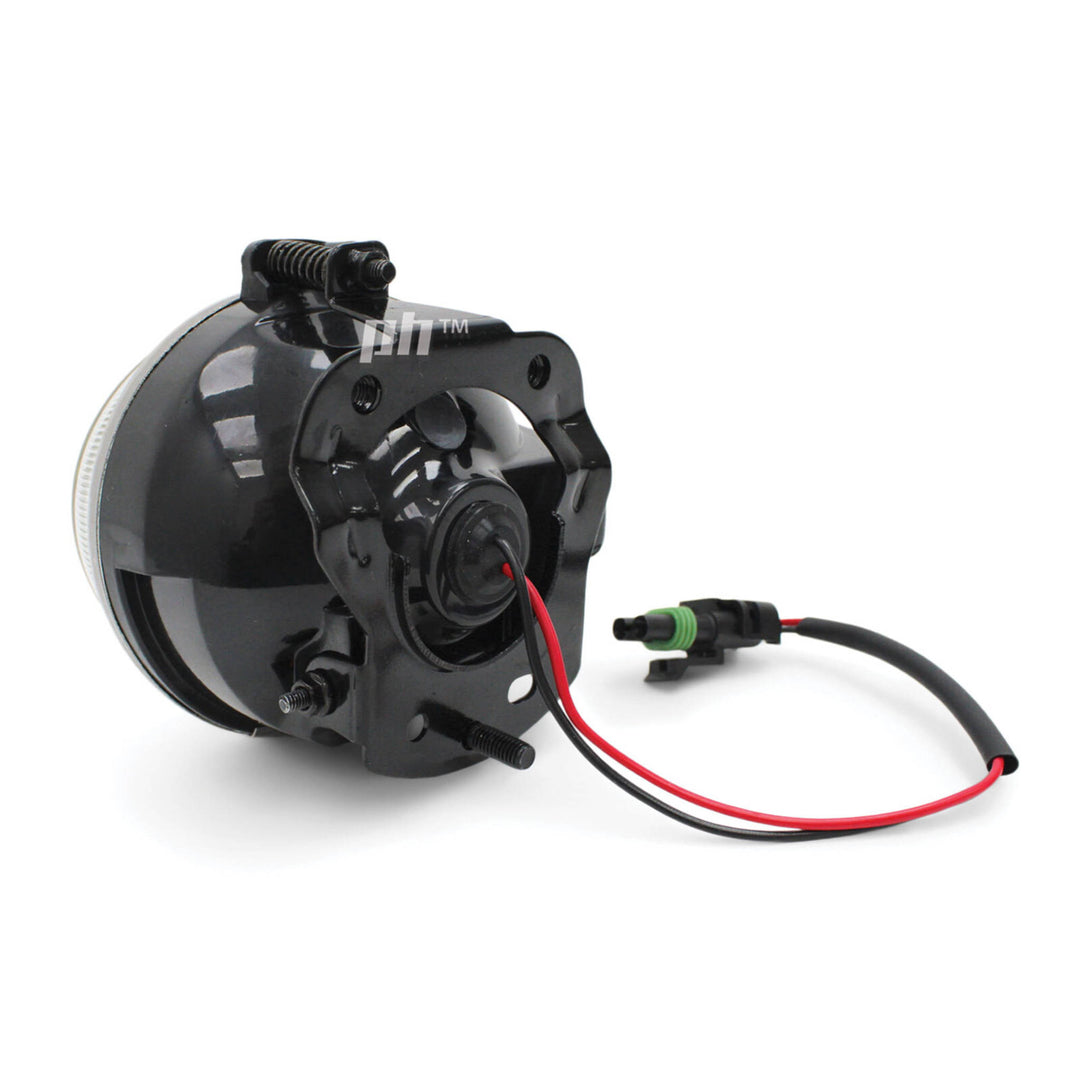 Fog Light RIGHT fits Holden Commodore VZ 2004 - 2006 S SS SV6 SV8
