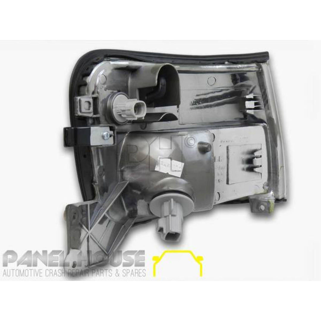 Corner Indicator Park Lights PAIR Fits Mitsubishi L300 SJ Express 2000 - 2010