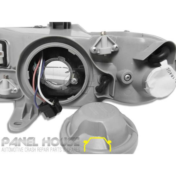 Headlight RIGHT fits Holden WH Statesman 1999 - 2003