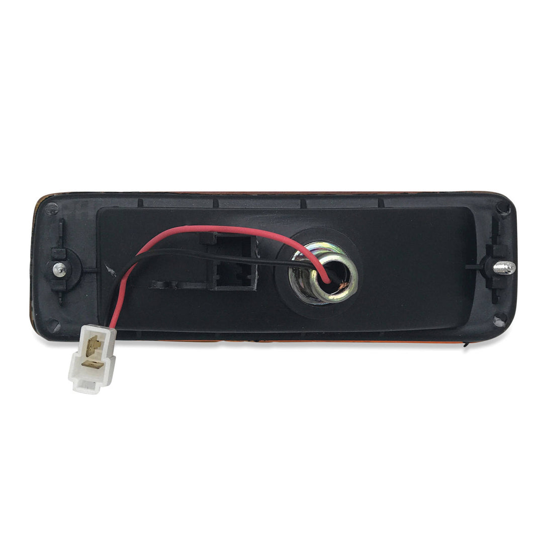 Indicator Front Bar RIGHT Front Amber Fits Toyota Hilux Ute 88-97