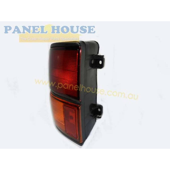 Tailight PAIR Rear Replacement NEW Fits Toyota TownAce Van 1992 - 1996