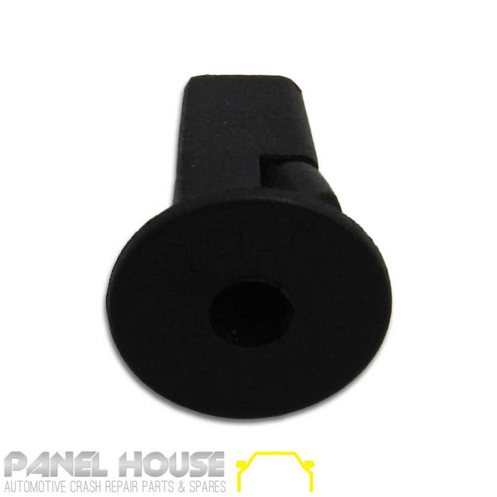 Mud Flaps & Screws PAIR Rear Plastic 58cm long fits Toyota Hilux Ute 05-14 4WD SR5