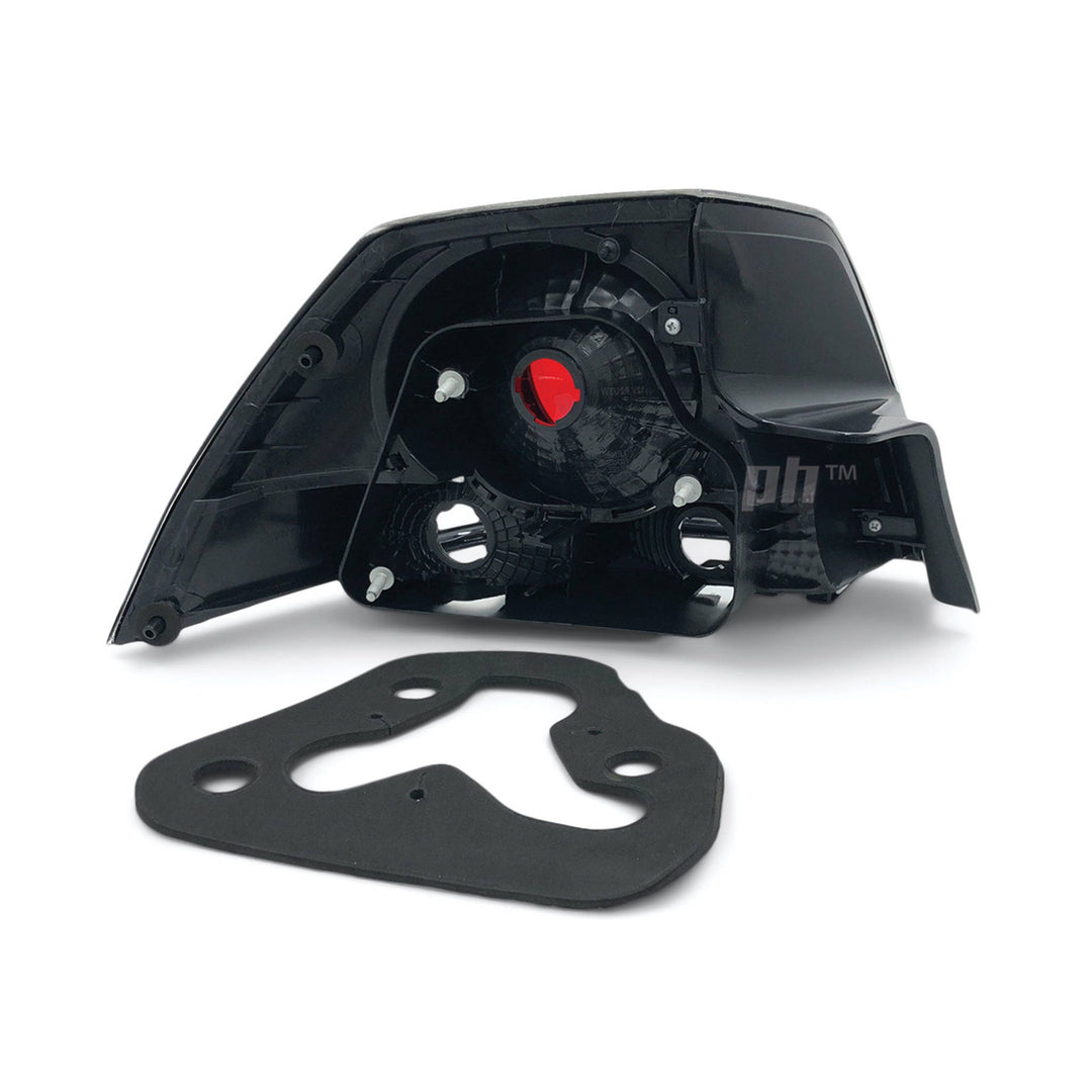 Tail Light Black RIGHT fits Holden Commodore VE SSV Sedan 2006 - 2013