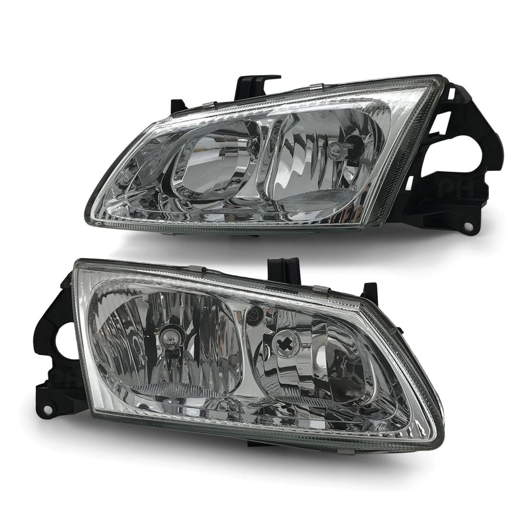 Pair Of Black Headlight Assemblies For Nissan Pulsar N16 Series 2 (2003-2005) 5-Door Hatch