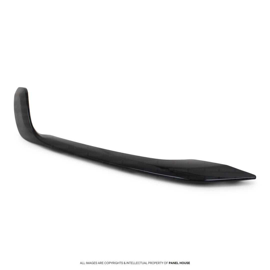 Gloss Black Lower Fog Light Surround Trim DRL fits Holden Commodore VF Series 2 Black Series 2015 - 2018