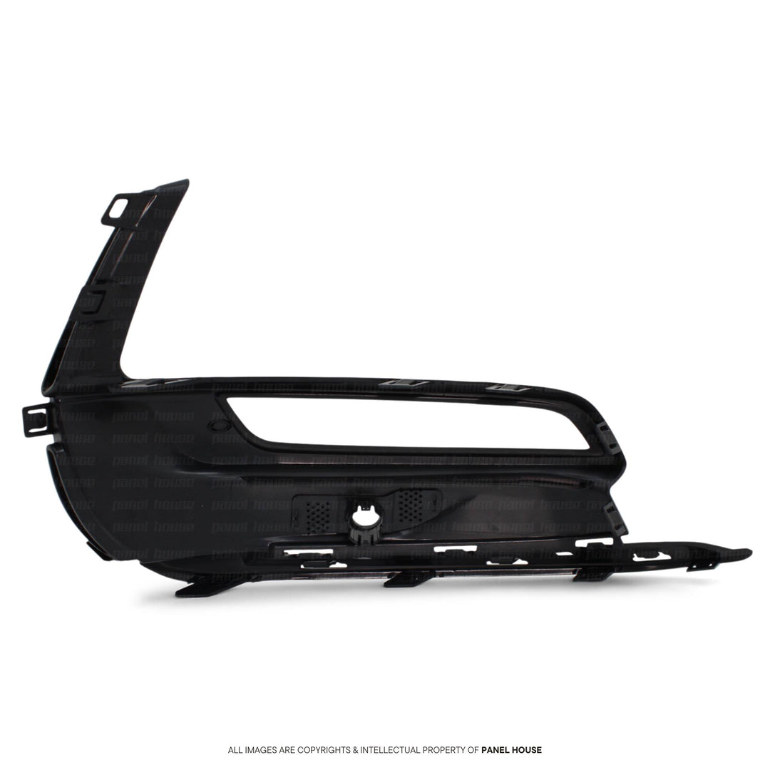 Gloss Black Fog Light Surround DRL LEFT fits Holden Commodore VF Series 2 Black Series 2015 - 2018