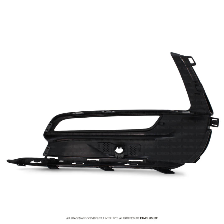 Gloss Black Fog Light Surround DRL RIGHT fits Holden Commodore VF Series 2 Black Series 2015 - 2018