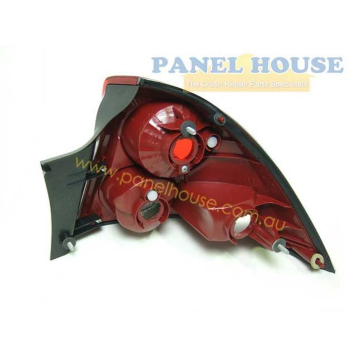Tail Light RIGHT fits Holden Commodore VY Sedan 2002 - 2004