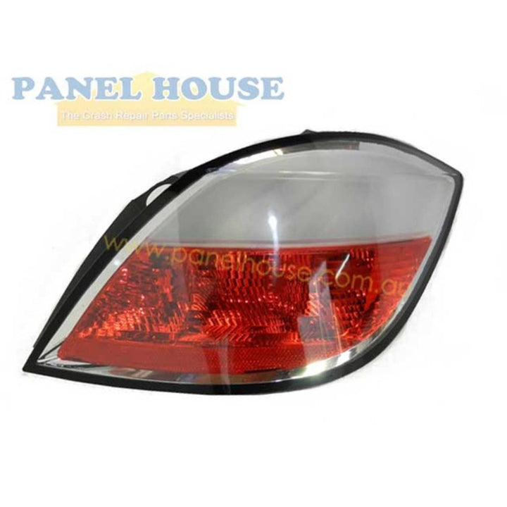 Tail Lights PAIR Red & Frosted fits Holden Astra AH 5 Door 2004 - 2007