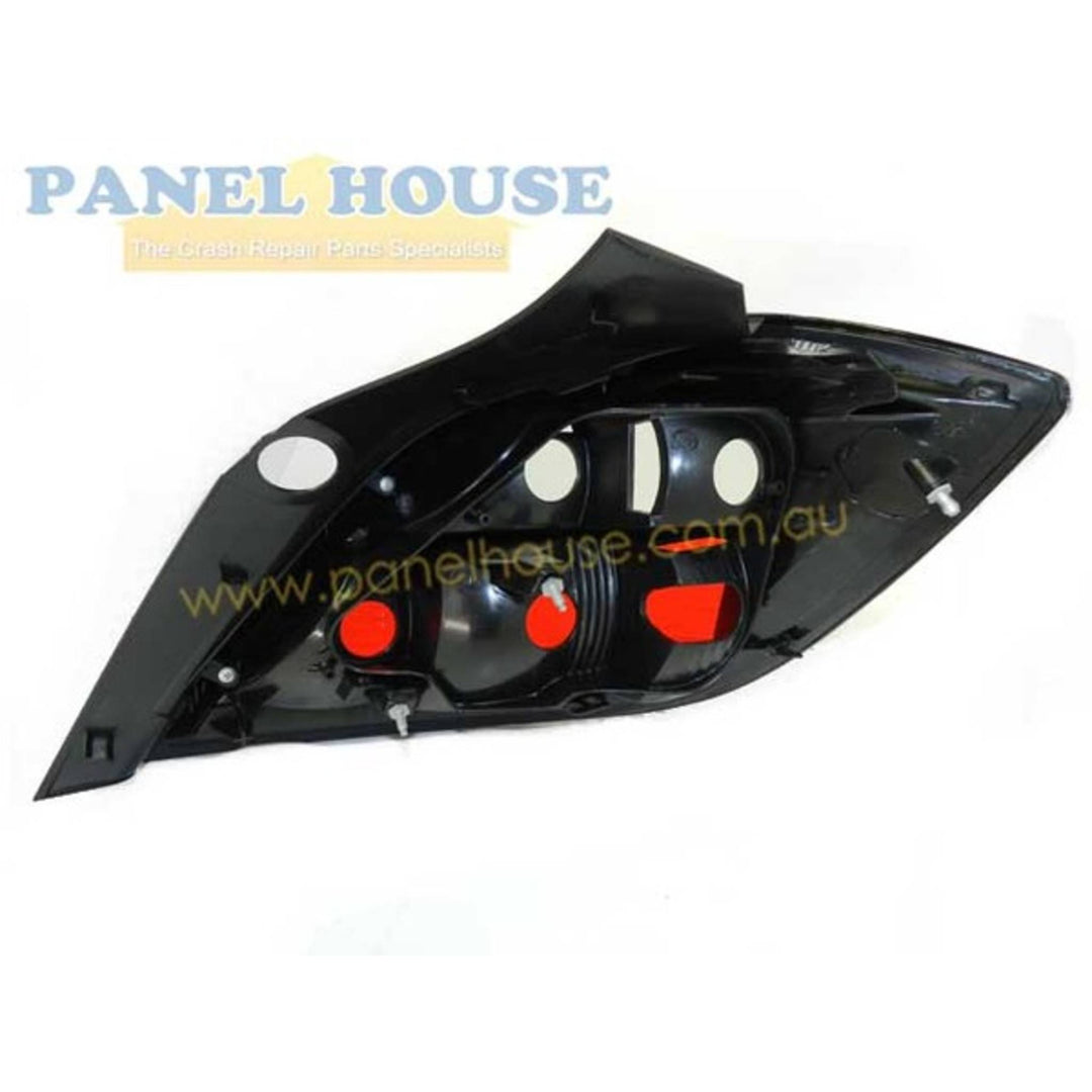Tail Lights PAIR Red & Frosted fits Holden Astra AH 5 Door 2004 - 2007