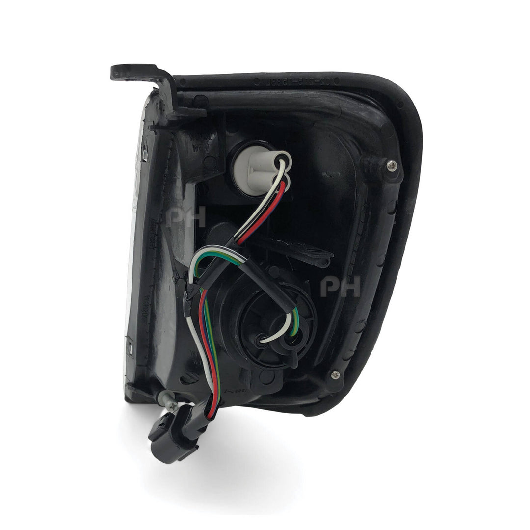 Corner Indicator Park Lights PAIR fits Nissan Navara D22 Ute 1997 - 2000