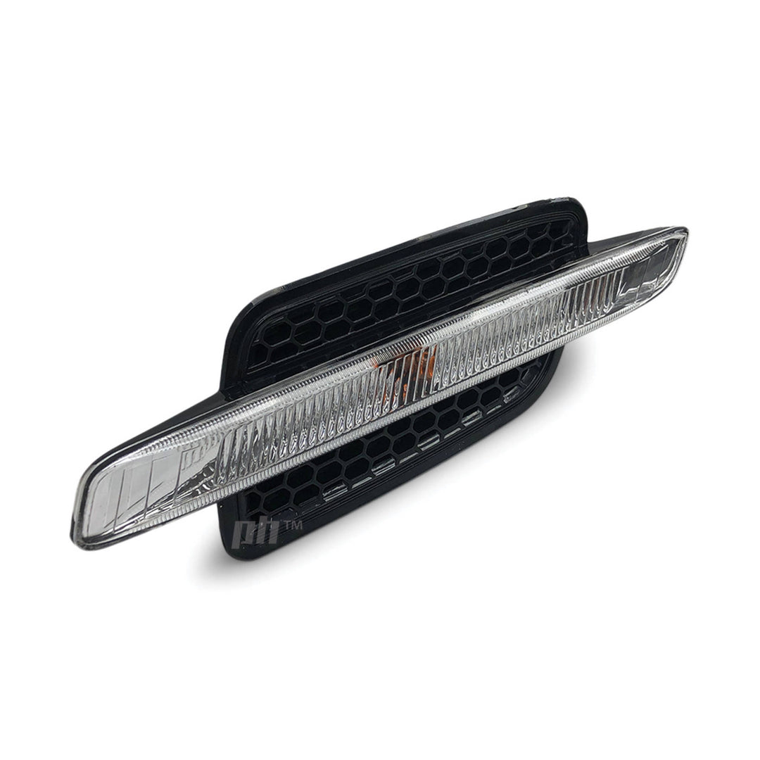Indicator Guard Repeater Light Flashers & Bulbs PAIR fits Holden Commodore VE