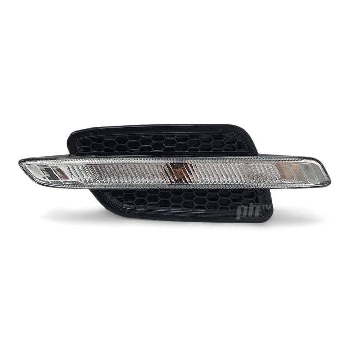 Indicator Guard Repeater Light Flashers & Bulbs PAIR fits Holden Commodore VE