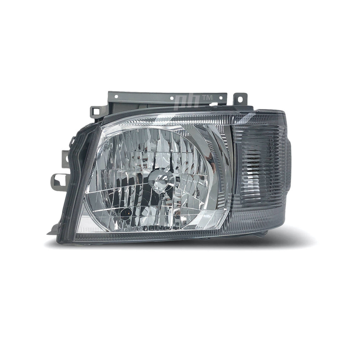 Headlights PAIR Fits Toyota Hiace Van LWB SLWB Commuter 2005 - 2010