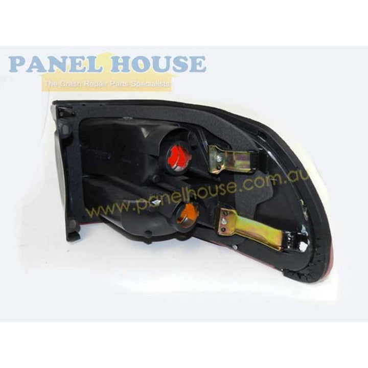Tailight PAIR fits Toyota Tarago TCR Series Van 1990-2000
